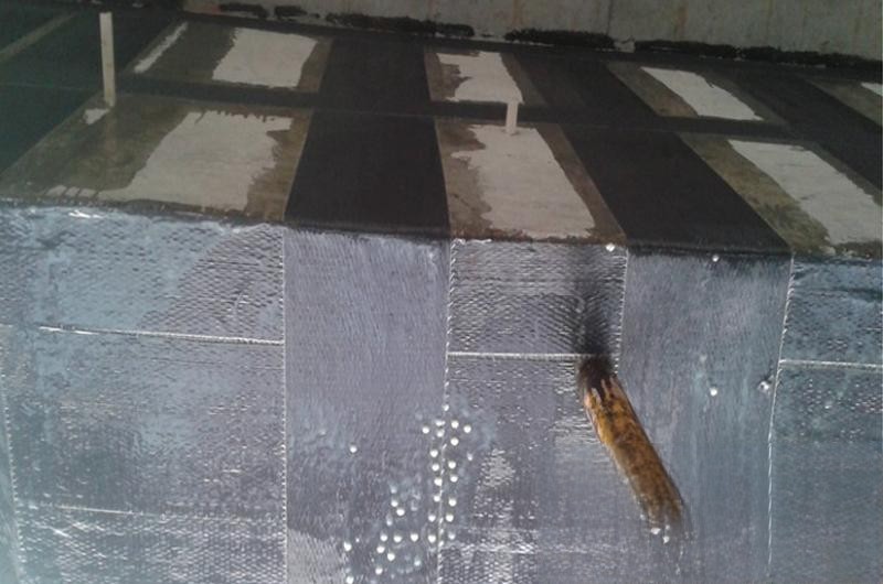 西固楼板使用碳纤维加固